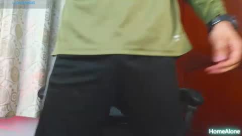 Snapshot of xxxhome_alonexxx chatting on June 17, 7:48 pm Kev online show from June 17, 7:48 pm