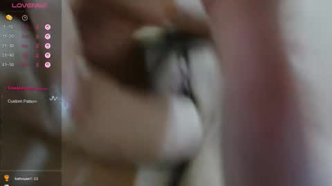 Lola online show from October 25, 7:52 pm