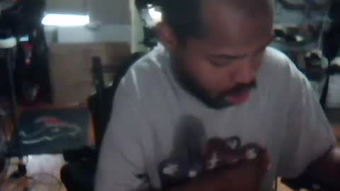 xxxonwheelz online show from May 30, 6:49 pm
