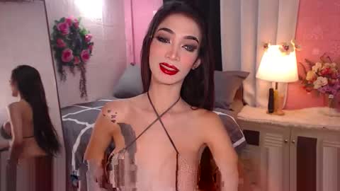 xxxqueenoftransxxx online show from December 18, 2:06 am