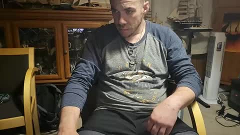 Snapshot of xxxscubastevexx chatting on April 19, 6:56 am ScubaSteve online show from April 19, 6:56 am