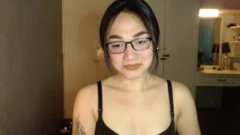 Snapshot of xxxsexydollxxx chatting on February 3, 8:41 am Melissa online show from February 3, 8:41 am