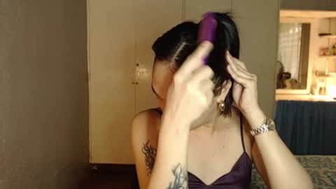 Snapshot of xxxsexydollxxx chatting on February 22, 2:56 am Melissa online show from February 22, 2:56 am