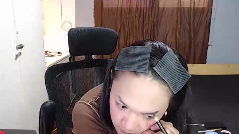 Melissa online show from May 5, 2:19 am
