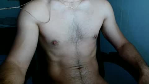 xxxswttt online show from August 5, 7:55 am