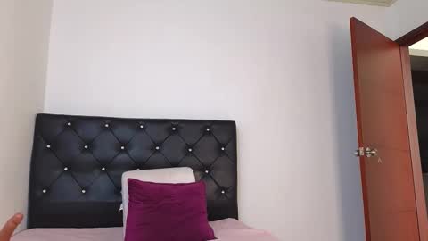 xxxtatianabustyxxx online show from December 19, 4:14 pm