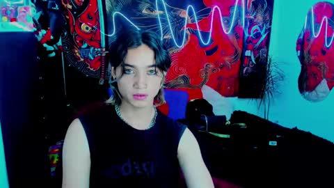 Snapshot of xzerox_ chatting on October 9, 7:06 am xzerox_ online show from October 9, 7:06 am