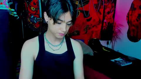 Snapshot of xzerox_ chatting on October 19, 7:03 pm xzerox_ online show from October 19, 7:03 pm