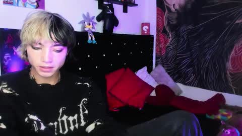 xzerox_ online show from December 18, 8:15 pm