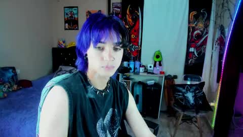 xzerox_ online show from April 23, 9:06 pm