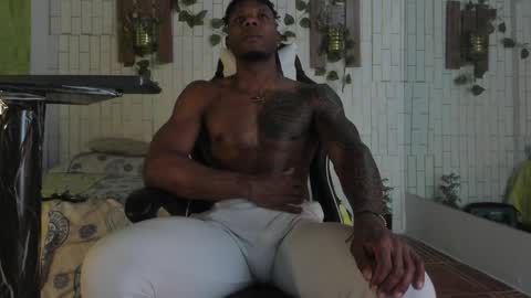 Snapshot of yacksson_lawrence chatting on December 11, 4:49 am yacksson_lawrence online show from December 11, 4:49 am