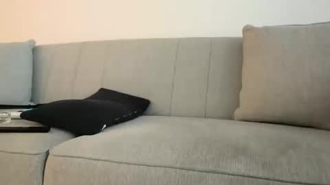 Snapshot of yacout87 chatting on May 9, 9:25 am Dick Ass online show from May 9, 9:25 am