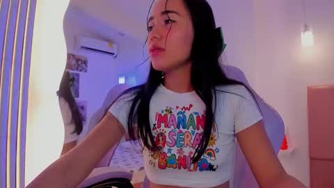 Snapshot of yadrihill_ chatting on November 26, 12:06 pm Yadrill online show from November 26, 12:06 pm