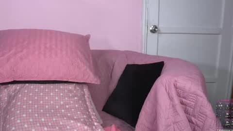 Snapshot of yahaira_26 chatting on September 18, 1:18 am petronila online show from September 18, 1:18 am