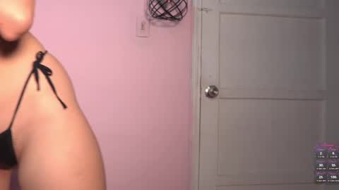 Snapshot of yahaira_26 chatting on September 23, 12:24 am petronila online show from September 23, 12:24 am