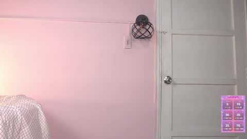 Snapshot of yahaira_26 chatting on November 27, 1:18 am petronila online show from November 27, 1:18 am