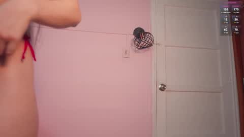 Snapshot of yahaira_26 chatting on March 2, 12:13 am petronila online show from March 2, 12:13 am