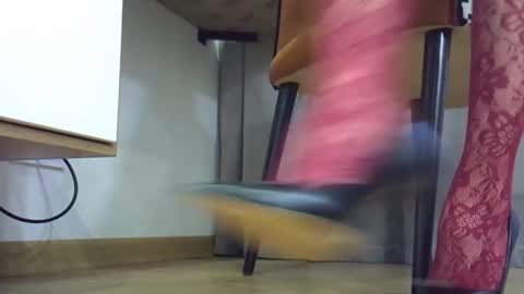 Snapshot of yahi_ko chatting on February 25, 6:25 am Dina online show from February 25, 6:25 am