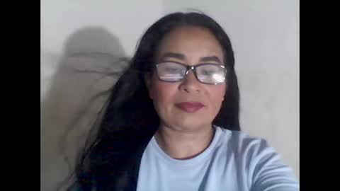 yakissmit online show from May 11, 7:22 pm