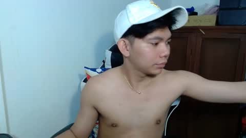 Eian online show from February 3, 2:53 am