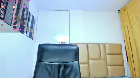 Snapshot of yamirawalker chatting on September 14, 7:35 pm Naomi online show from September 14, 7:35 pm