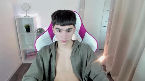 Snapshot of yamitwink chatting on November 15, 5:38 am yamitwink online show from November 15, 5:38 am