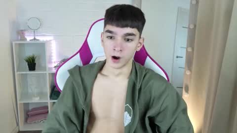 Snapshot of yamitwink chatting on November 20, 5:29 am yamitwink online show from November 20, 5:29 am