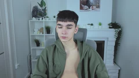 Snapshot of yamitwink chatting on November 23, 8:41 pm yamitwink online show from November 23, 8:41 pm