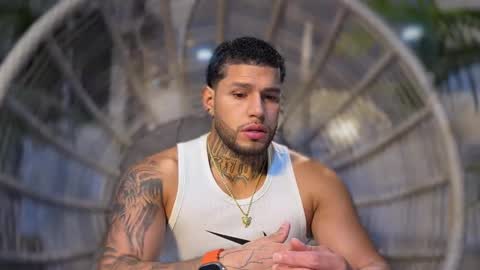 Snapshot of yamp_bigcock chatting on October 4, 1:36 am yamp sambrano online show from October 4, 1:36 am