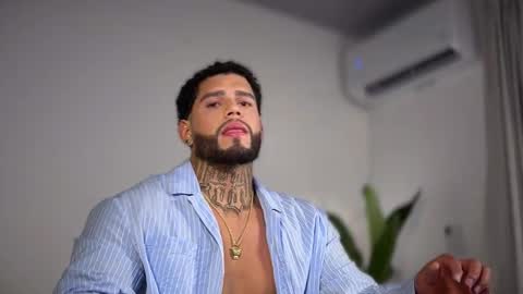 yamp sambrano online show from November 21, 1:04 am