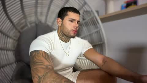 yamp sambrano online show from August 5, 3:53 am