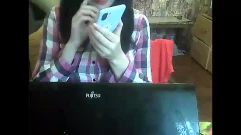 Snapshot of yanafiesta chatting on December 2, 11:15 am yanafiesta online show from December 2, 11:15 am