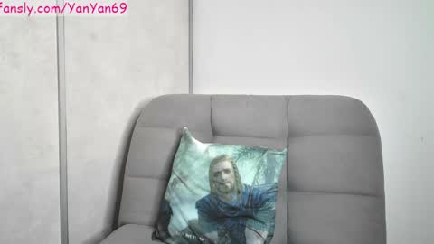 Snapshot of yandere69 chatting on November 8, 3:12 pm Sam online show from November 8, 3:12 pm