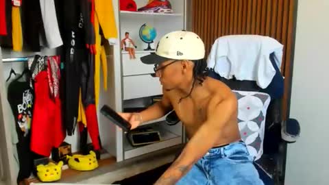 yandi_hot online show from February 5, 1:49 pm