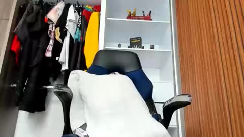 yandi_hot online show from March 17, 4:10 pm