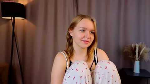 Snapshot of yangsperanza chatting on October 20, 2:06 pm Kate online show from October 20, 2:06 pm