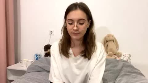 Snapshot of yaniraekberg chatting on October 20, 5:02 pm Marry online show from October 20, 5:02 pm