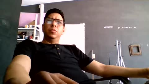 yankoloco92 online show from June 29, 7:25 pm