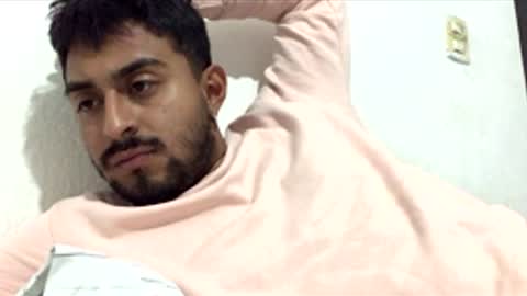 Snapshot of yanose117 chatting on November 29, 4:37 am Jony online show from November 29, 4:37 am