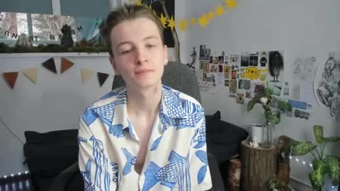 Snapshot of yaposha chatting on December 9, 7:06 am yaposha online show from December 9, 7:06 am