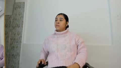 yara10_ online show from April 24, 11:56 am