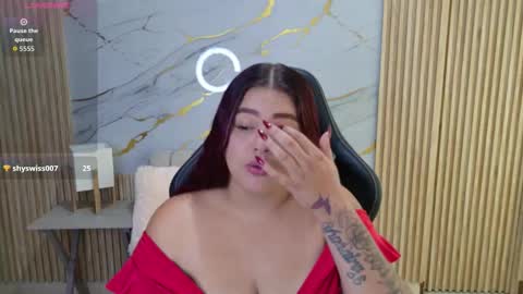 Yara  online show from November 7, 7:58 pm