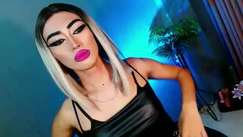 miss yasii online show from February 17, 12:48 pm