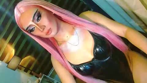 miss yasii online show from June 1, 1:24 pm
