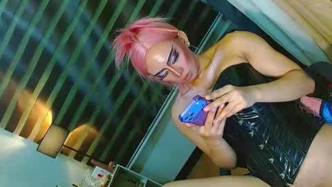 miss yasii online show from June 5, 3:51 pm
