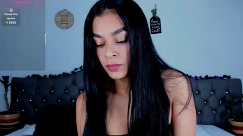 Yasiir online show from February 24, 3:43 pm