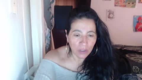 Snapshot of yasmin_love85 chatting on March 11, 6:41 pm yasmin_love85 online show from March 11, 6:41 pm