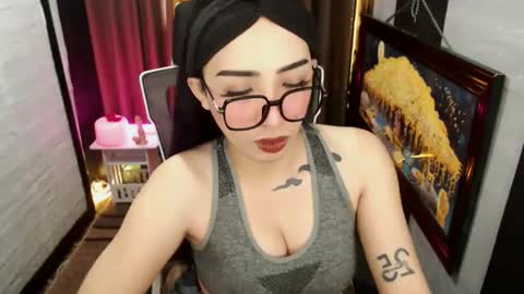 yassiered online show from February 9, 2:04 am