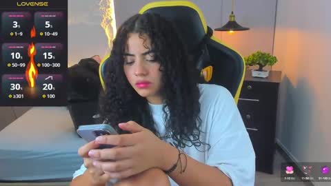 Snapshot of yaya23x chatting on September 13, 4:07 pm yaya23x online show from September 13, 4:07 pm