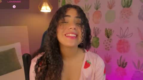 Snapshot of yaya23x chatting on November 26, 2:40 pm yaya23x online show from November 26, 2:40 pm